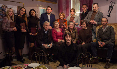 Игорь Федорович с выпускниками